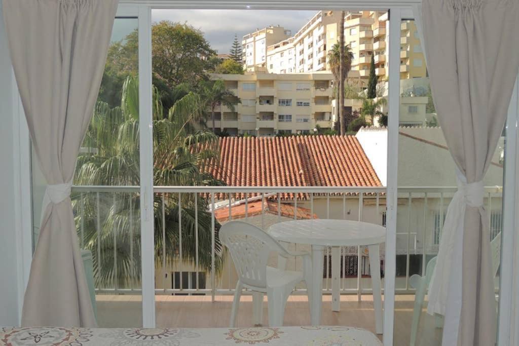 Carihuela Palace Studio 419 Beach - Playa Apartment Torremolinos Luaran gambar