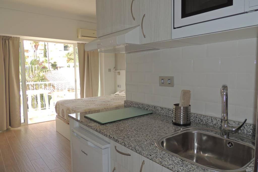 Carihuela Palace Studio 419 Beach - Playa Apartment Torremolinos Luaran gambar