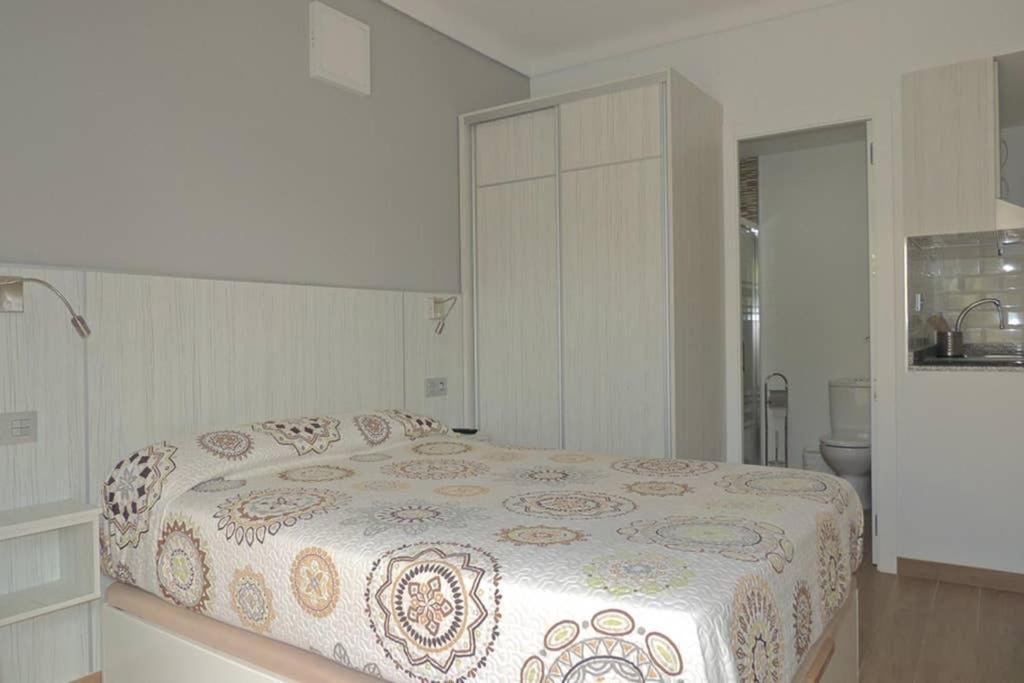 Carihuela Palace Studio 419 Beach - Playa Apartment Torremolinos Luaran gambar
